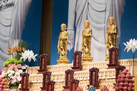祭壇上供奉中國古代三皇五帝的神位